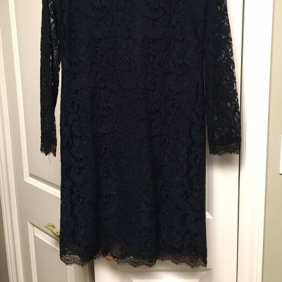 Navy & black guipure lace dress, size DK 36 - Picture 3 of 6